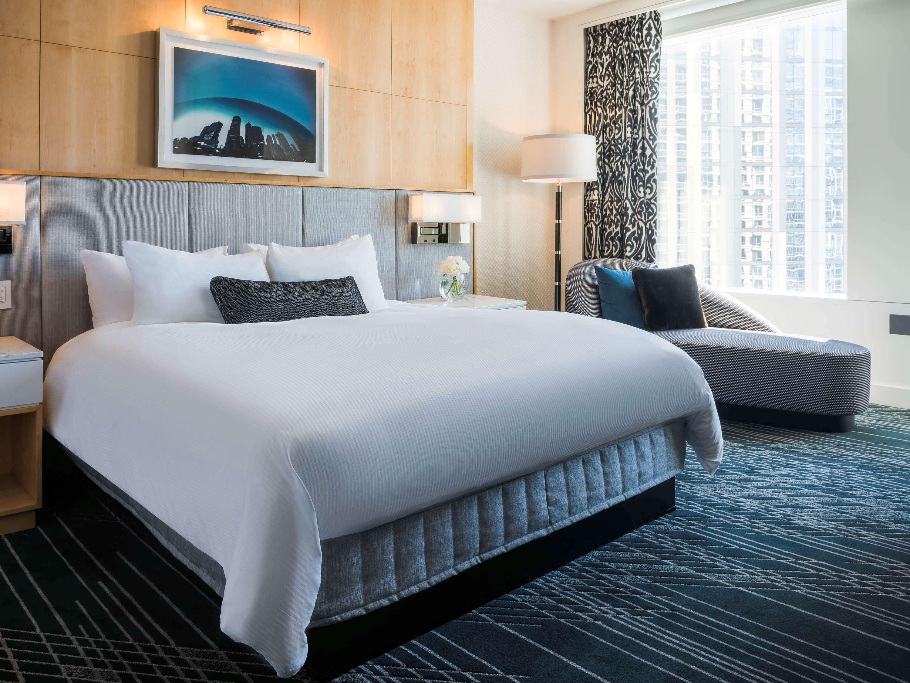 מלון Sofitel Chicago Magnificent Mile מראה חיצוני תמונה